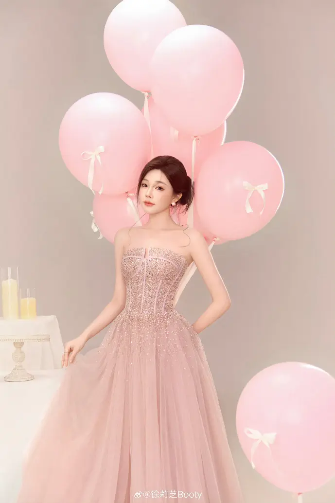 哈萨克斯坦程序员工作场景